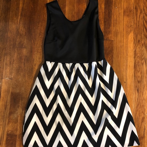 Pixley dress from Stitch Fix - Picture 1 of 4
